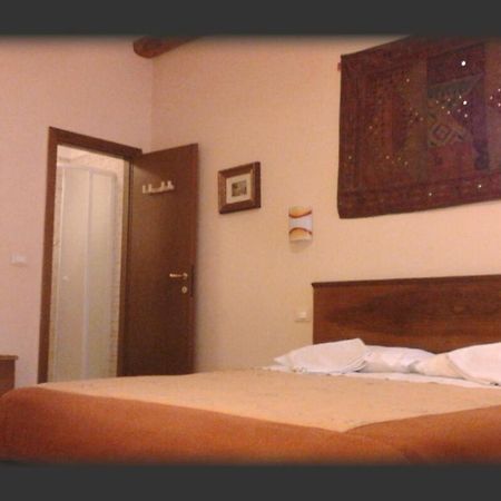 Ca Tron Apartment Next To Rialto Bridge Venecia Exterior foto