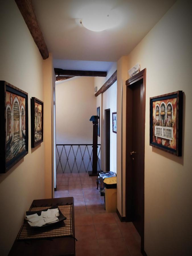 Ca Tron Apartment Next To Rialto Bridge Venecia Exterior foto